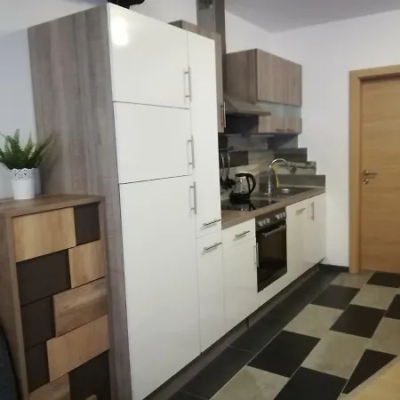 Ferienwohnung Familie Auer * טולפס